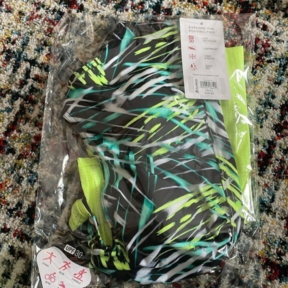 NWT - Women’s Gerry Weber Activewear Quickdry Top (Lime Green / Small)